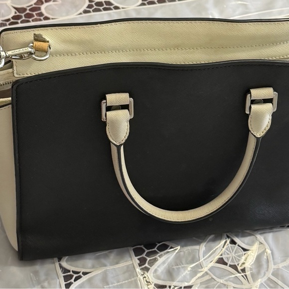 Michael Kors Selma Medium Black White - Picture 4 of 4
